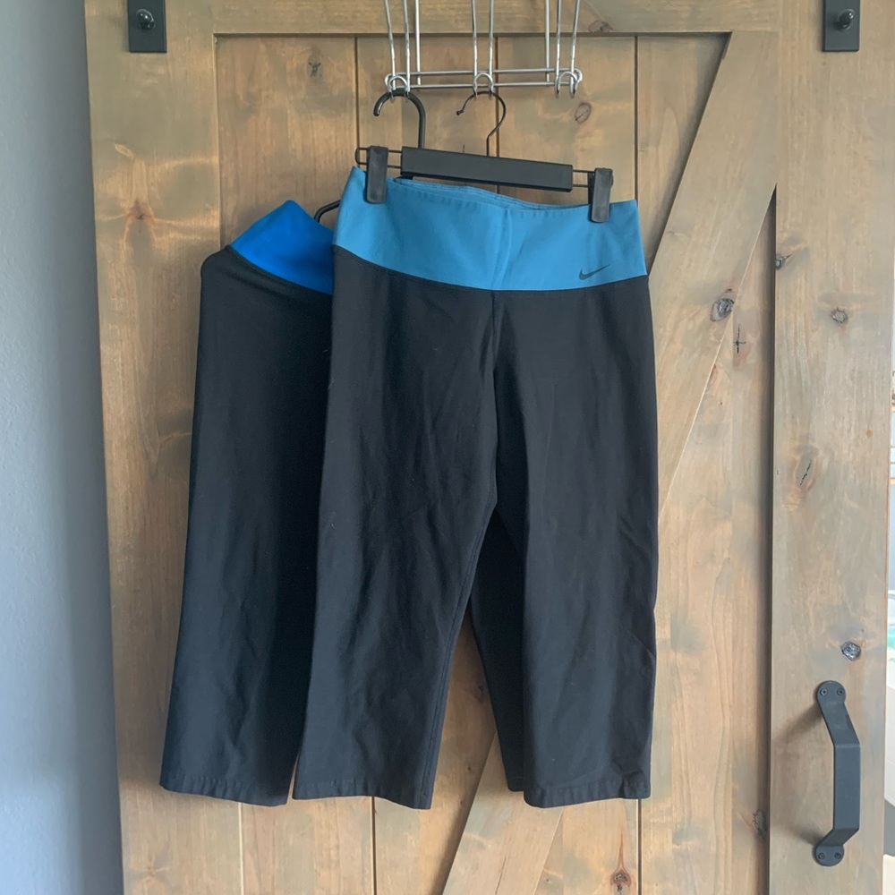 Nike 2 pair capris
